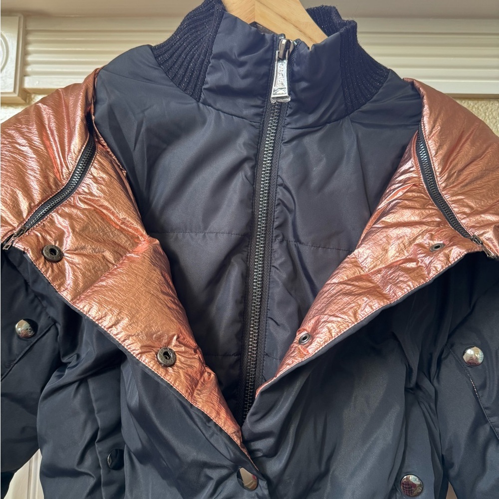 Women's Black and Copper Puffer Coat - Picture 5 of 6